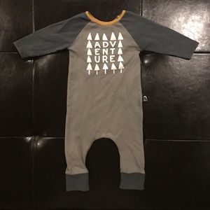 RAGS! Adventure. Perfect condition. 3-6m